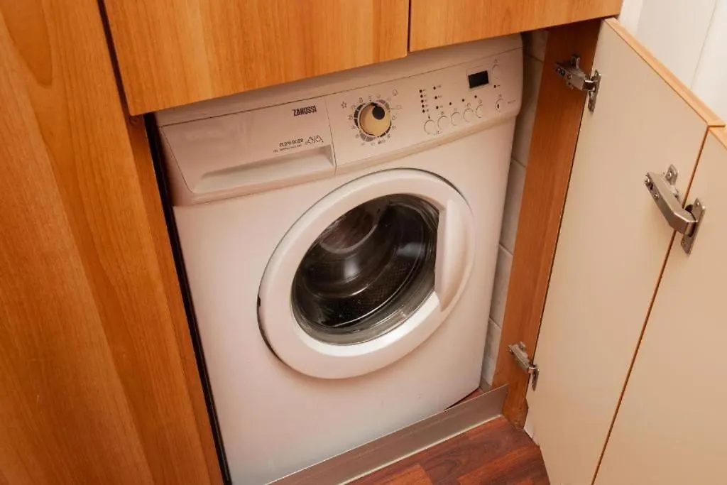 Big Apartment, Close To Train Station Malaga 0*,