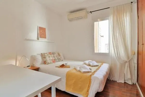 Big Apartment, Close To Train Station 马拉加